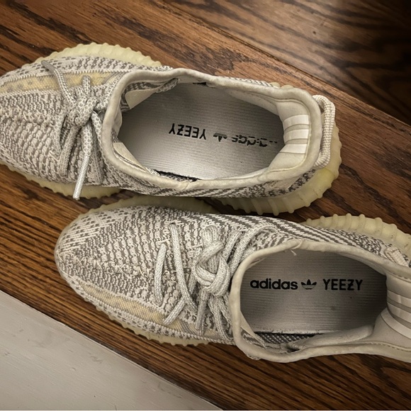 adidas Yeezy Boost 350 V2 Static (Non-Reflective) EF2905 - Picture 5 of 10